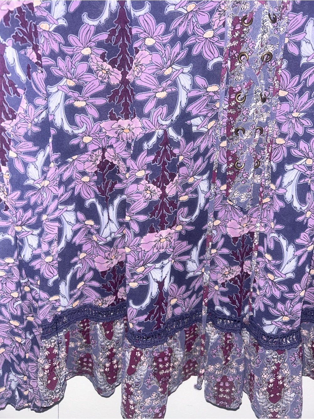 Xhilaration Purple Floral Keyhole Tunic Blouse - Picture 2 of 3